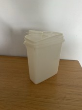 Tupperware Store n Pour Junior