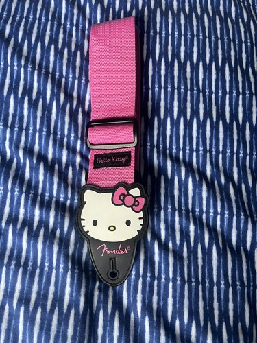 Fender hello kitty pink - fender,