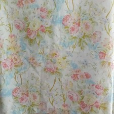 Vintage Single Floral Flat