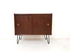 VINTAGE RECORD PLAYER STAND /