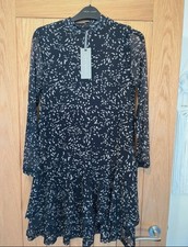 Women’s Mint Velvet Dress