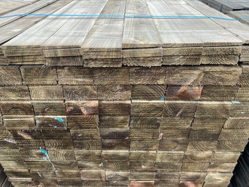 Feather edge fence - edge, boards