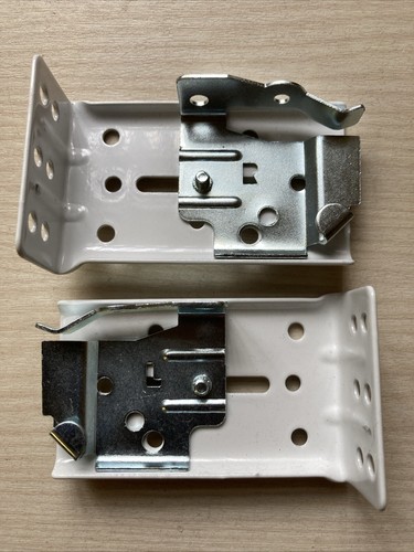 Fixing brackets for - fixing,