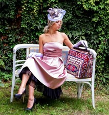 LARGE VICTORIAN-STYLE MARY