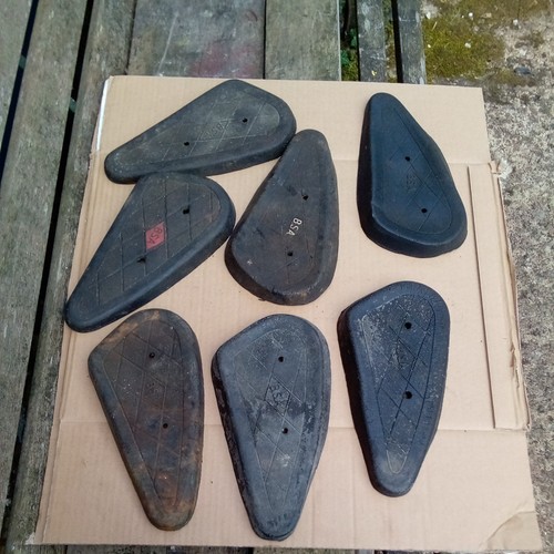 Bsa petrol tank rubbers b31 - rubbers,