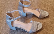 Sliver Glitter Heeled Sandals By Catwalk Size 40