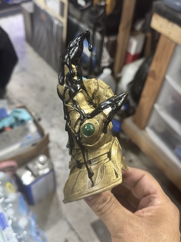 Custom venomized gauntlet - gauntlet, for