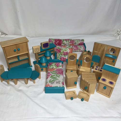 Wooden dolls house - dolls,