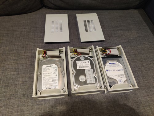 Lot three inch ide - of, hdds