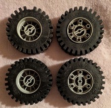 4 LEGO TECHNIC TYRES 22 x 43