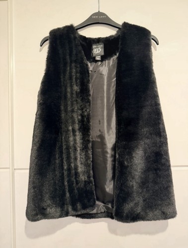 Black fur gillet - black,
