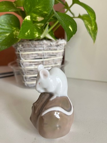 Royal copenhagen year - royal, figurine