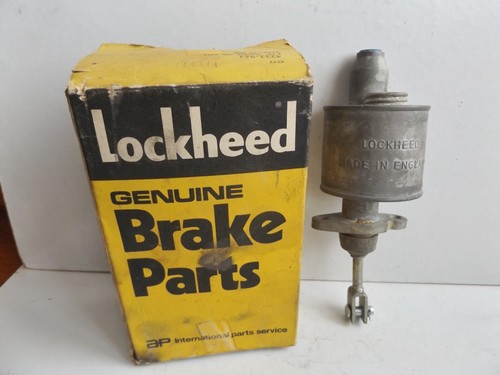 Lockheed brake master cylinder - lockheed,