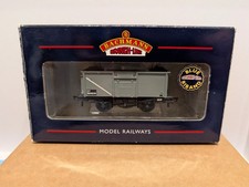 Bachmann 37-250D - 16 Ton Steel Mineral Wagon Grey Without Top Flap Doors