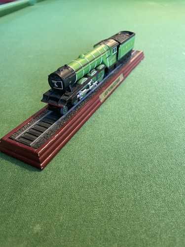 Lner flying scotsman plinth - lner,