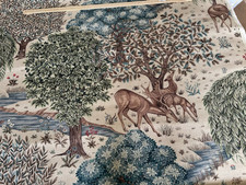 1.5  metres William Morris &