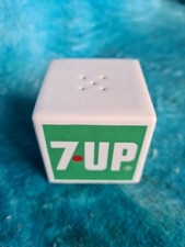 Vintage ceramic pepper - 7•up,