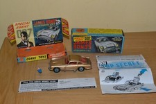 Vintage Boxed Corgi 261 James