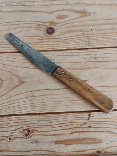 Vintage knife tool - knife/,
