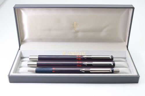 Vintage parker vector - vintage,