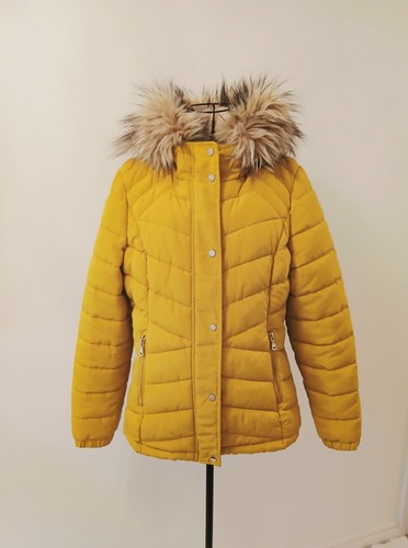 Mustard yellow puffer - yellow,