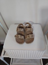 Boys Beige Sandals Size 8