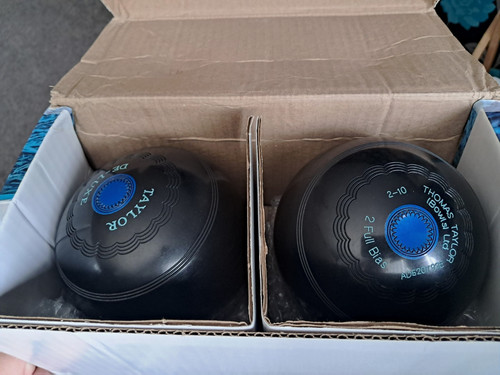 Taylor deluxe lawn bowls size - lawn,