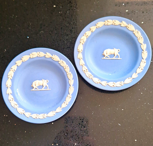Wedgwood blue jasperware - wedgwood,