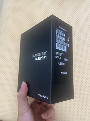 Blackberry passport q30 - blackberry,
