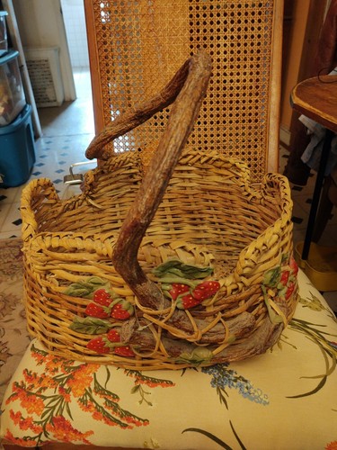 Vintage large wicker - vintage,