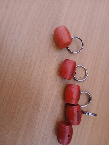 Watney red barrel key - red,