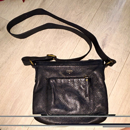 Fossil black pebbled - fossil,