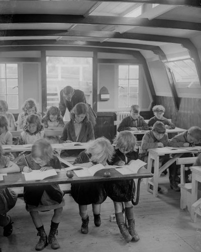 1931 canal barge - a, school
