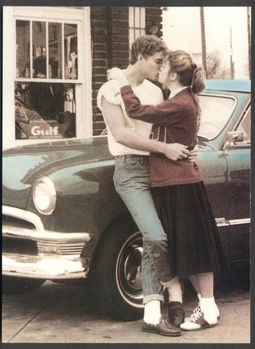 Amorous couple modern - -,