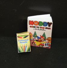 DOLLS HOUSE ( Handcrafted