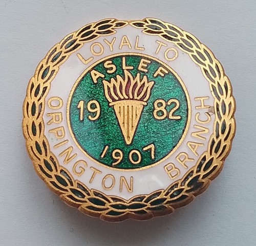 Aslef lapel badge - lapel, 1982