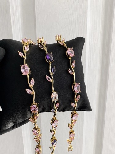 Gold tone crystal - tone, tulip