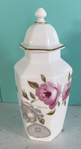 Royal worcester porcelain - porcelain, urn