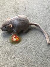 TY Beanie Baby. Tiptoe the Rat.  Excellent condition with tag protector.