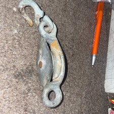 Vintage Metal Pulley With Hook