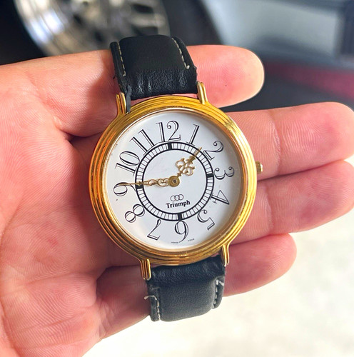 Triumph quartz analog watch - triumph,