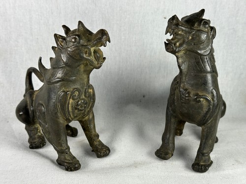 Pair dogs asian art - fu-dogs,
