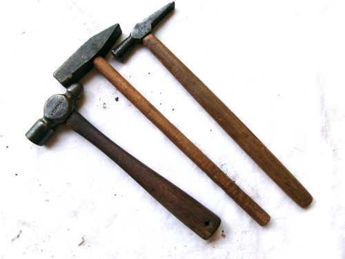 Lot tiny hammers - lot,