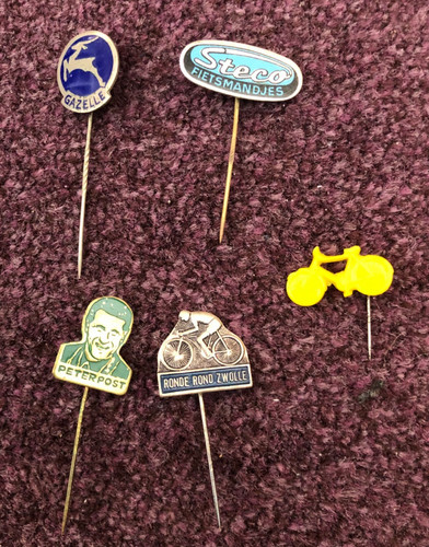 Cycle racing badges - /,