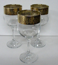 Set of 3 Glass Wine Goblets 8
