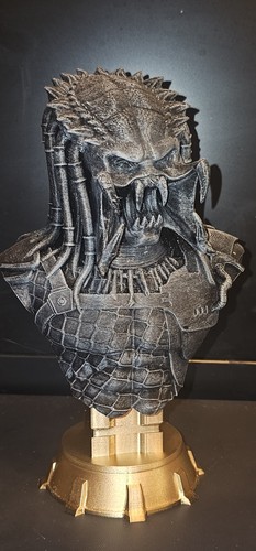 Predator bust 9in black - 9in, 3d