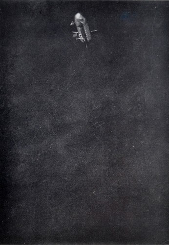 Zeppelin over london 1915 - a,