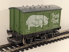 Hornby R216 ‘Prime Pork’