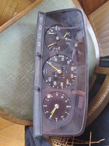 Mercedes w123 230e 250 - mercedes,