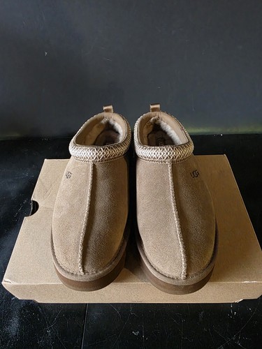 Ugg tazz youth - ugg, new